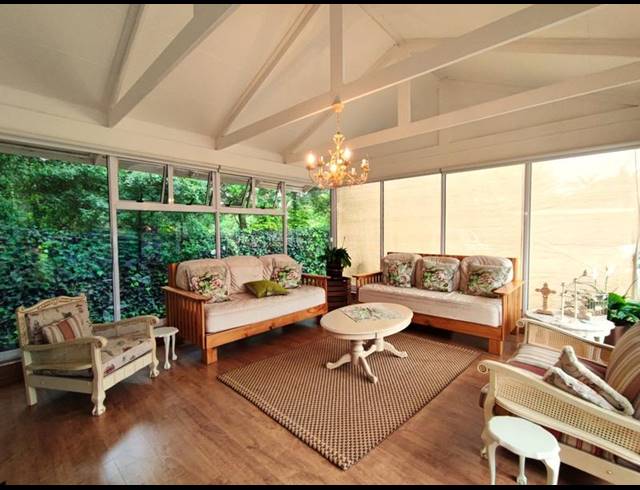 4 BEDROOM HOUSE FOR SALE IN HAYFIELDS